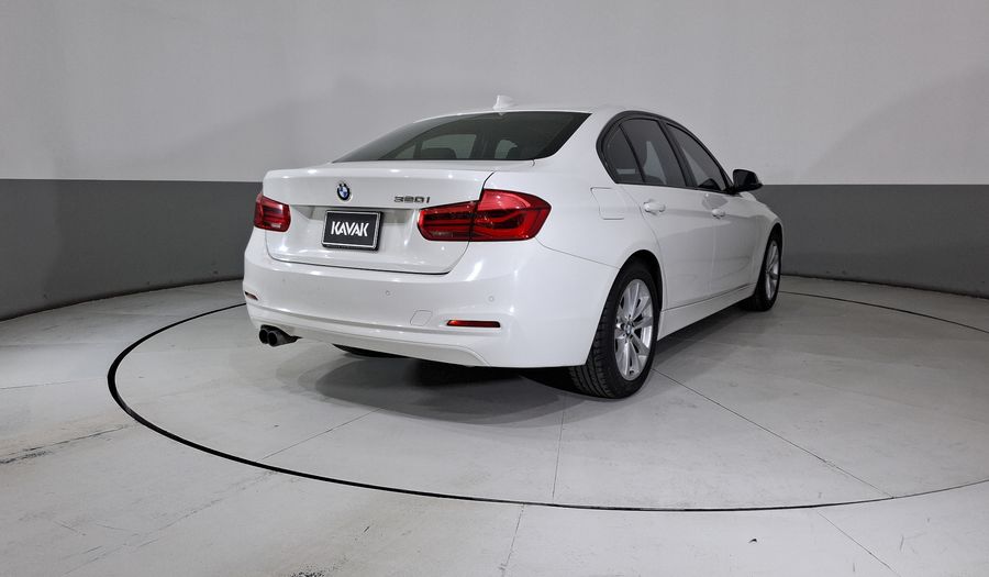 Bmw Serie 3 2.0 320IA AUTO Sedan 2017