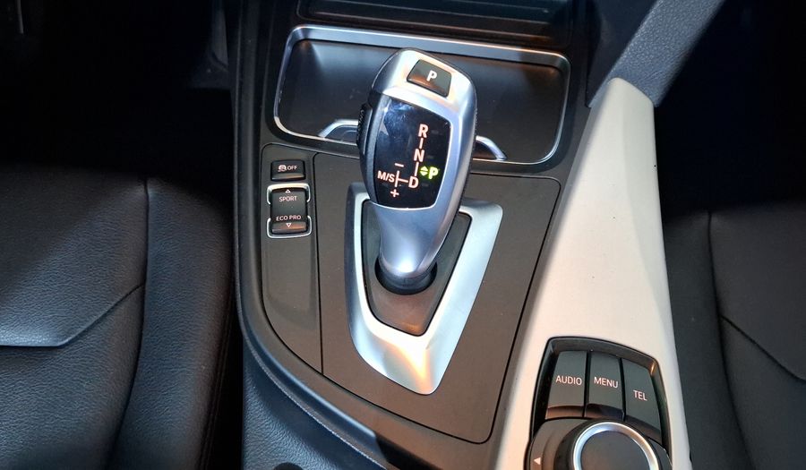Bmw Serie 3 2.0 320IA AUTO Sedan 2017