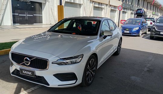 Volvo • S60