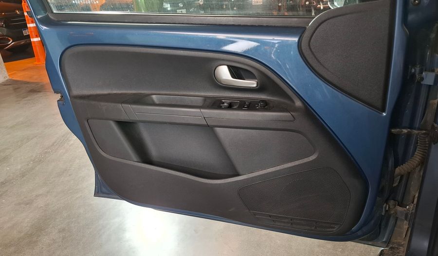 Volkswagen Up 1.0 HIGH UP I-MOTION Hatchback 2017