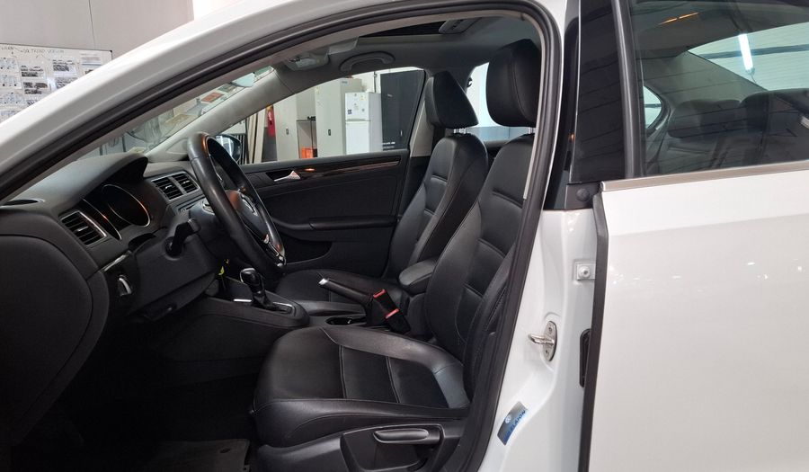 Volkswagen Vento 1.4 TSI DSG HIGHLINE LL17 Sedan 2017
