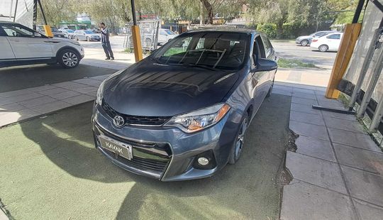 Toyota • Corolla