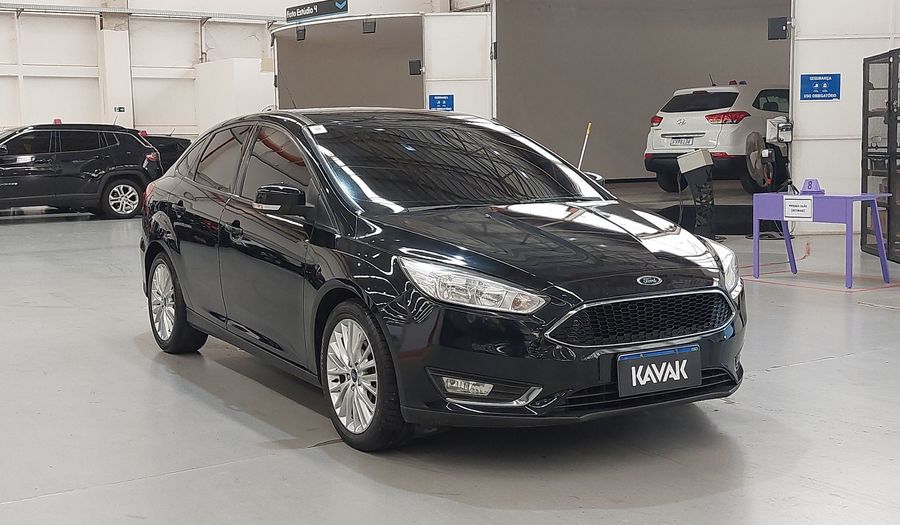 Ford Focus 2.0 SE FLEX AT Hatchback 2016