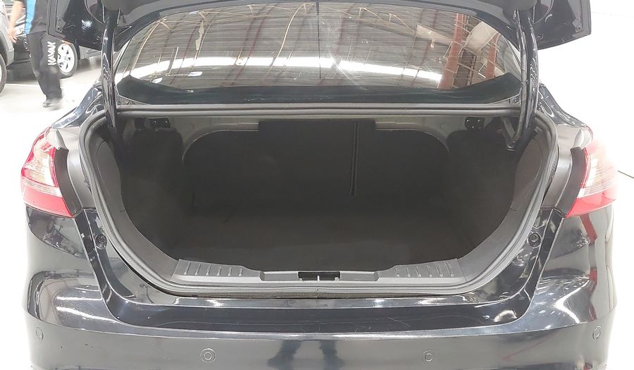 Ford Focus 2.0 SE FLEX AT Hatchback 2016