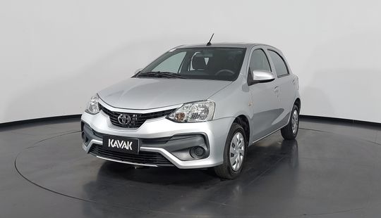 Toyota • Etios