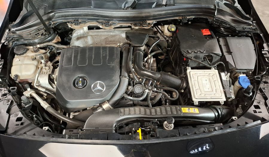 Mercedes Benz Clase B 1.3 200 PROGRESSIVE Sedan 2021