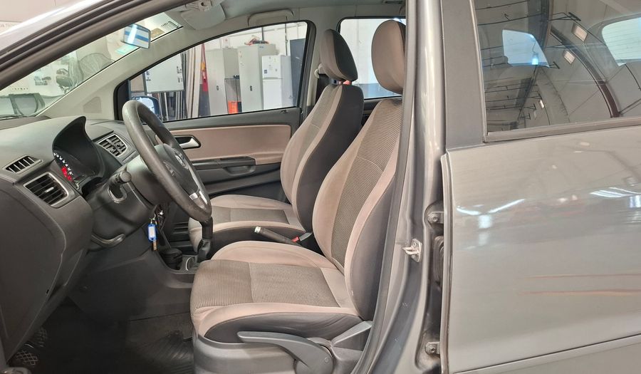 Volkswagen Suran 1.6 TRENDLINE Wagon 2012