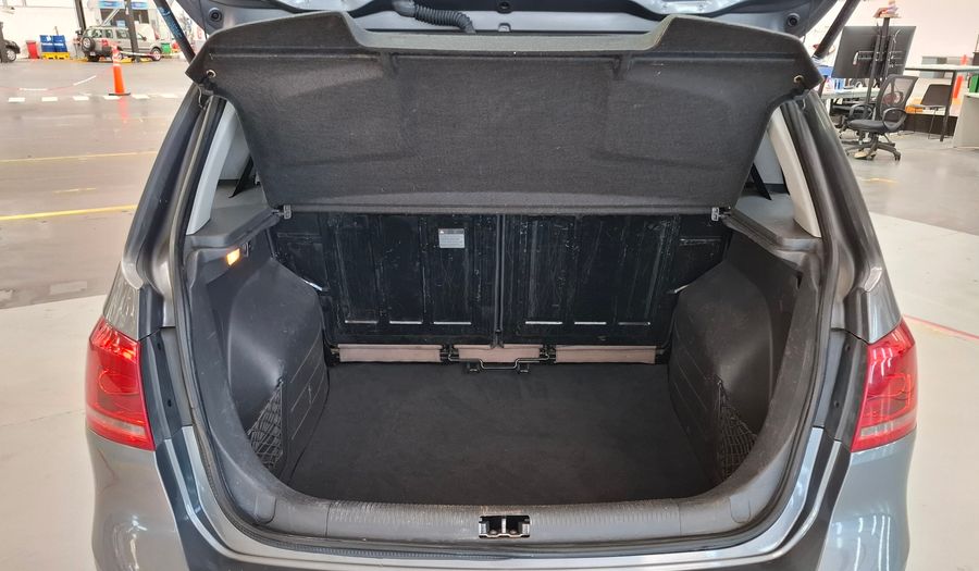 Volkswagen Suran 1.6 TRENDLINE Wagon 2012