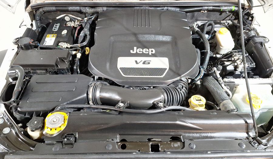 Jeep Wrangler 3.6 UNLIMITED SPORT 4X4 ATX Suv 2017