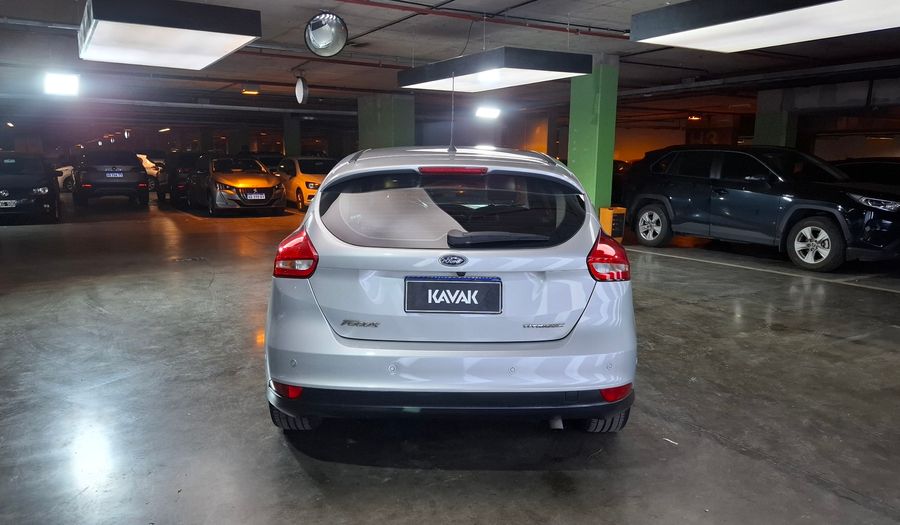 Ford Focus Iii 2.0 TITANIUM AT Hatchback 2017