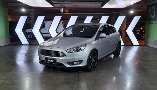 Ford • Focus III