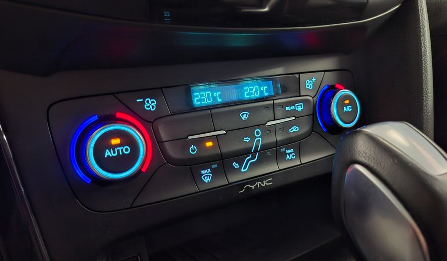 Ford Focus Iii 2.0 TITANIUM AT Hatchback 2017
