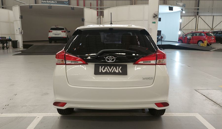 Toyota Yaris 1.5 XL CVT Hatchback 2024