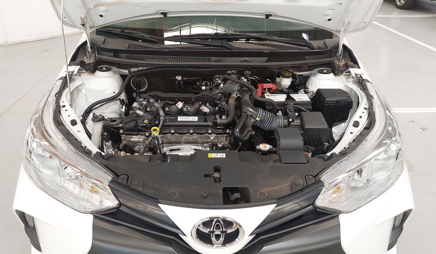 Toyota Yaris 1.5 XL CVT Hatchback 2024