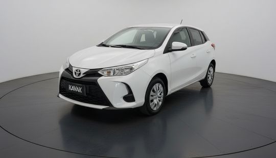 Toyota • Yaris