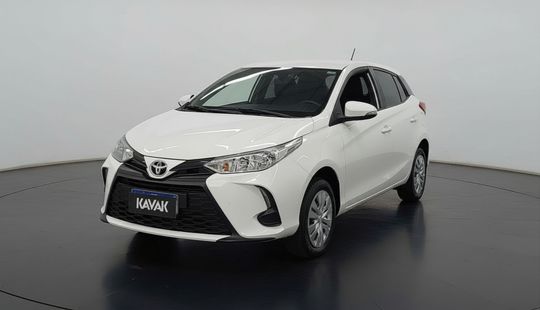 Toyota • Yaris