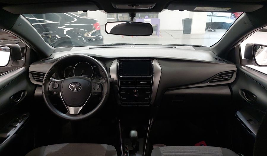 Toyota Yaris 1.5 XL CVT Hatchback 2024