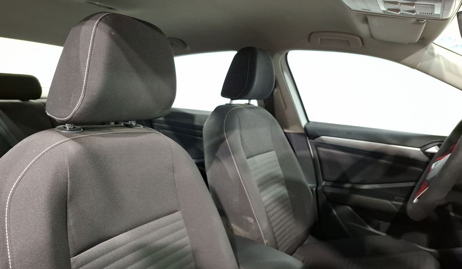 Volkswagen Jetta 1.4 TRENDLINE AUTO Sedan 2023