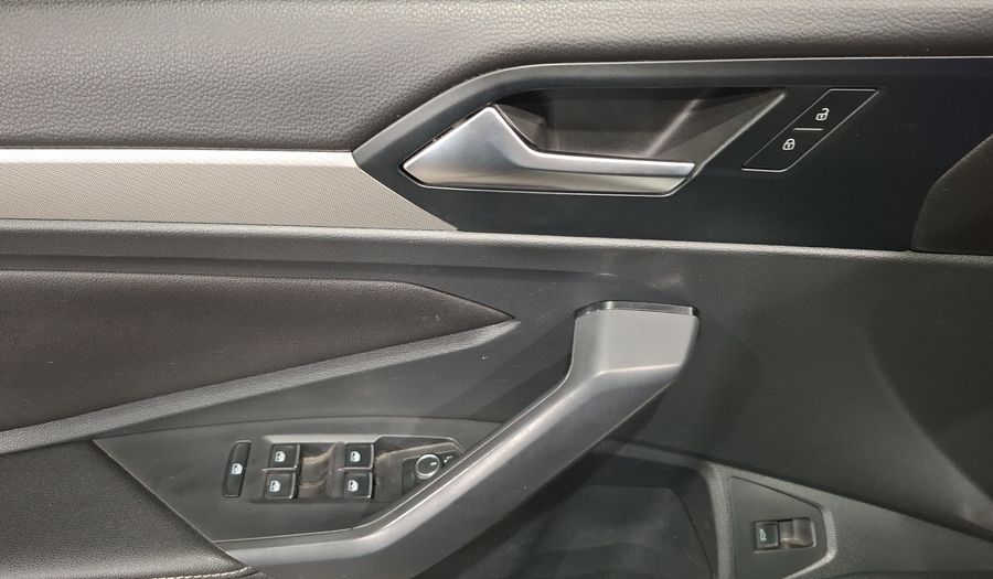 Volkswagen Jetta 1.4 TRENDLINE AUTO Sedan 2023
