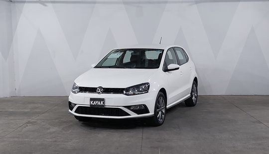 Volkswagen • Polo