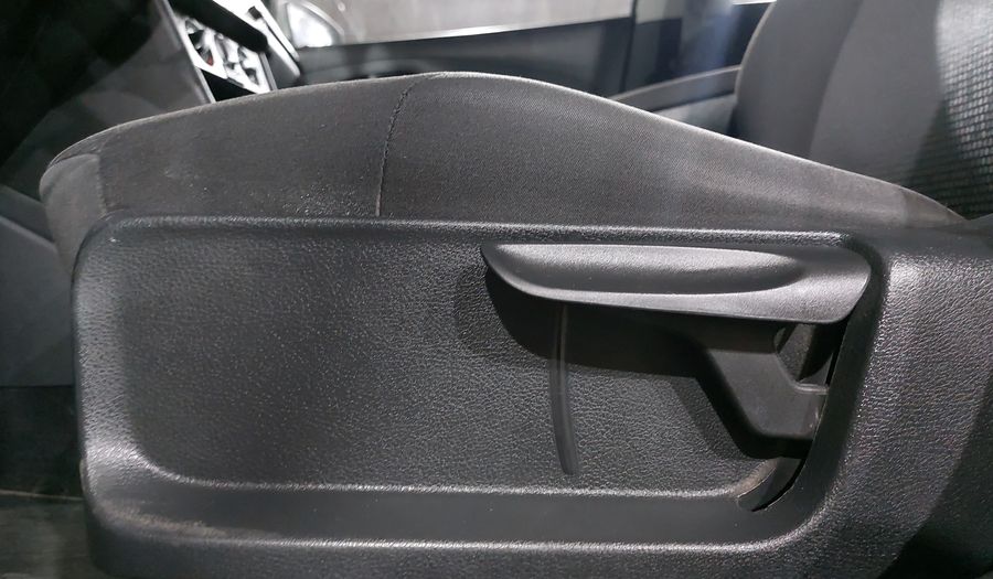 Volkswagen Polo 1.6 COMFORTLINE PLUS Hatchback 2020