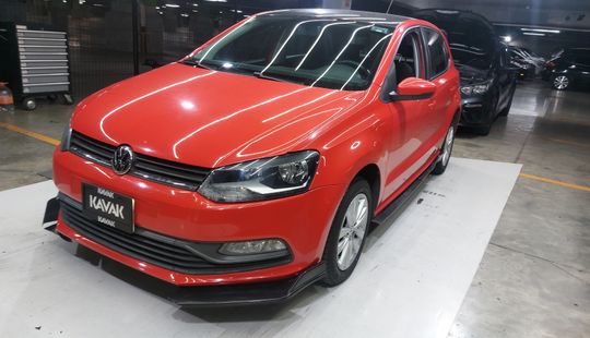Volkswagen • Polo