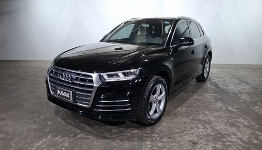 Audi • Q5
