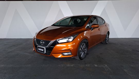 Nissan • Versa