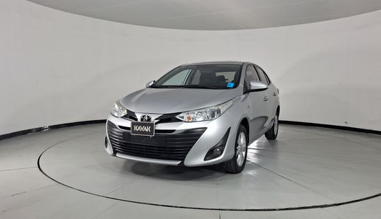 Toyota • Yaris