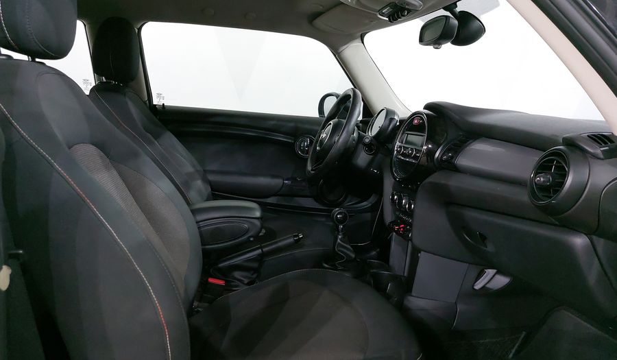 Mini Cooper 1.5 COOPER SALT Hatchback 2017