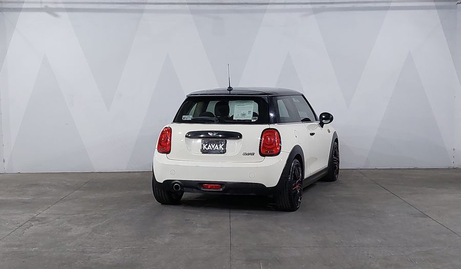 Mini Cooper 1.5 COOPER SALT Hatchback 2017
