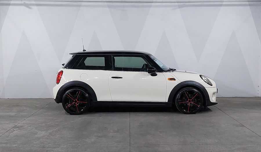 Mini Cooper 1.5 COOPER SALT Hatchback 2017
