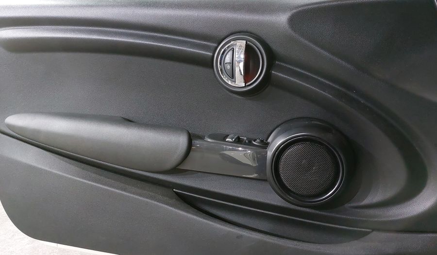 Mini Cooper 1.5 COOPER SALT Hatchback 2017