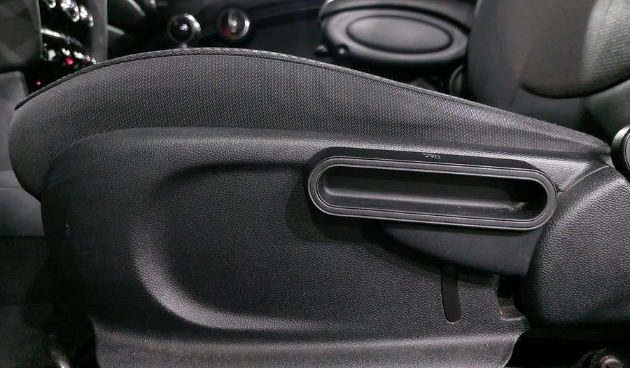 Mini Cooper 1.5 COOPER SALT Hatchback 2017