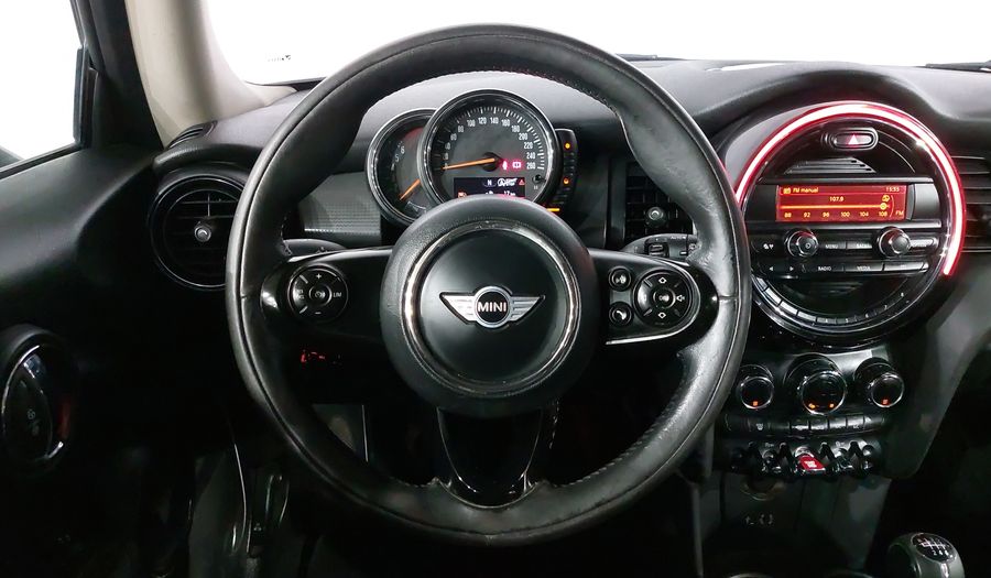 Mini Cooper 1.5 COOPER SALT Hatchback 2017