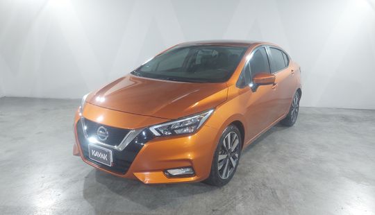 Nissan • Versa