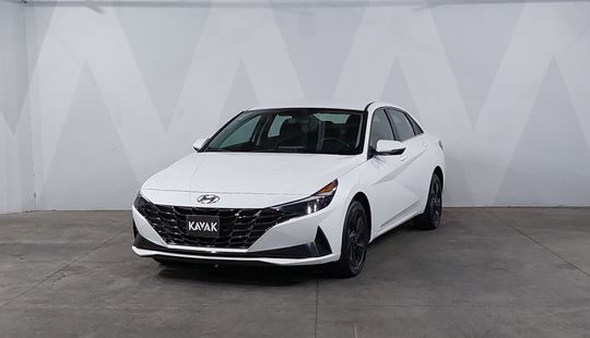 Hyundai • Elantra