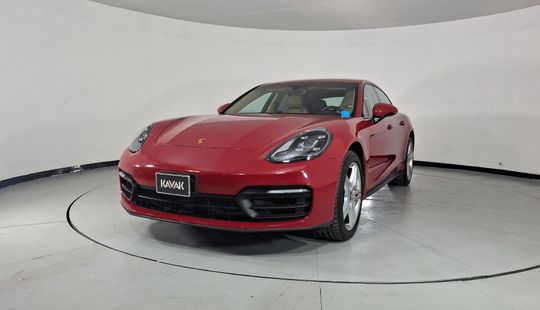 Porsche • Panamera
