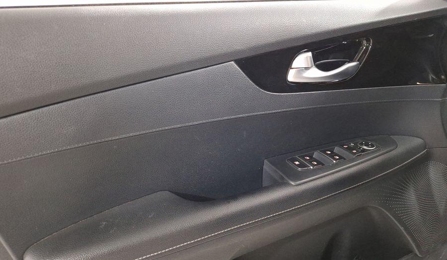 Kia Forte 2.0 EX IVT Sedan 2020