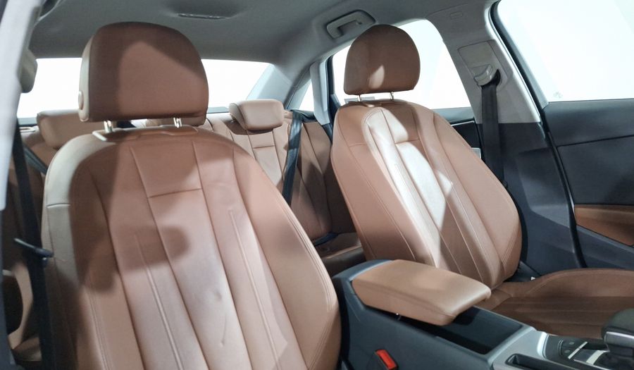 Audi A4 2.0 MHEV 40 TFSI SELECT DCT Sedan 2023