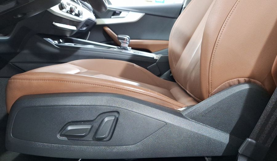 Audi A4 2.0 MHEV 40 TFSI SELECT DCT Sedan 2023