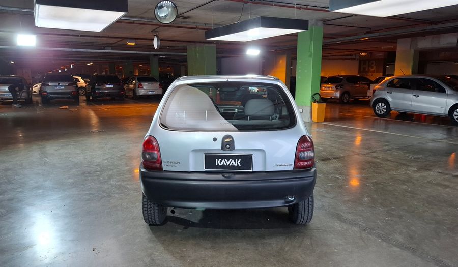 Chevrolet Corsa Classic 1.4 CLASSIC LIFE MT Hatchback 2010