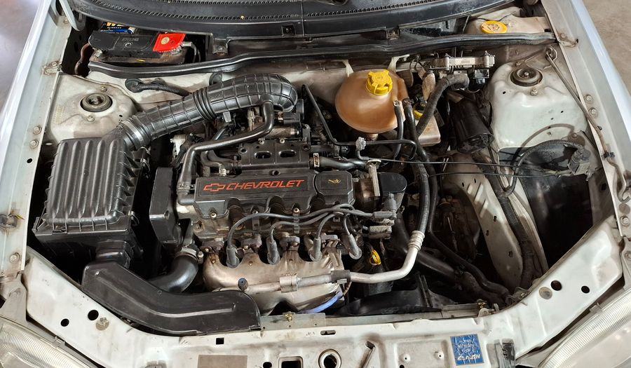 Chevrolet Corsa Classic 1.4 CLASSIC LIFE MT Hatchback 2010