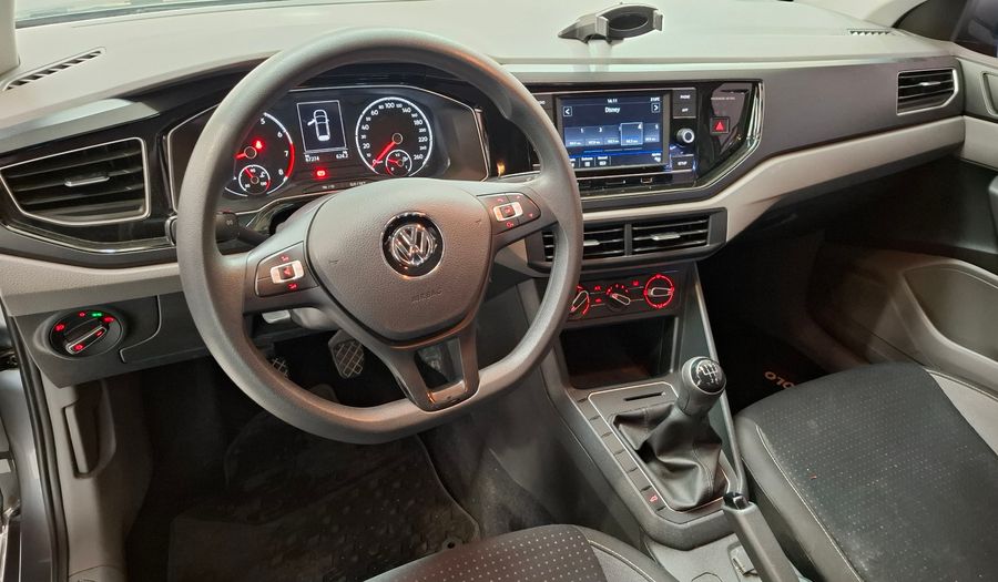 Volkswagen Polo 1.6 MSI COMFORTLINE Hatchback 2018