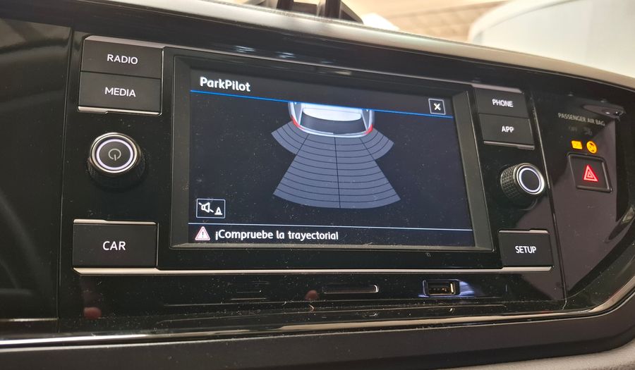 Volkswagen Polo 1.6 MSI COMFORTLINE Hatchback 2018