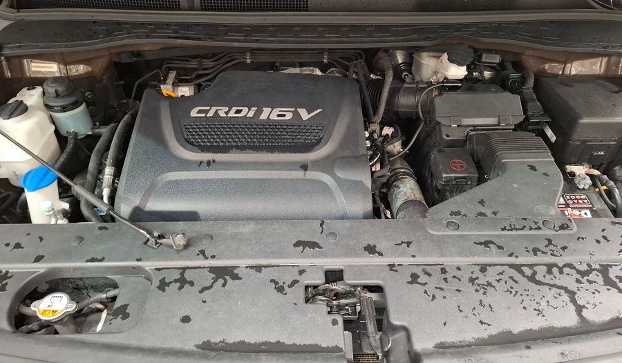 Kia Carnival 2.2 EX FULL AUTO Minivan 2016