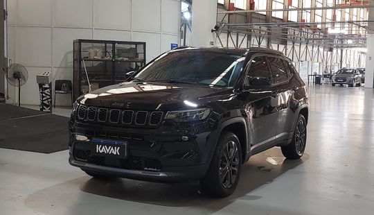 Jeep • Compass