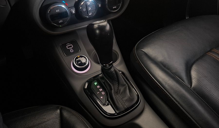 Fiat Toro 2.0 TDI VOLCANO AUTO 4WD Pickup 2021