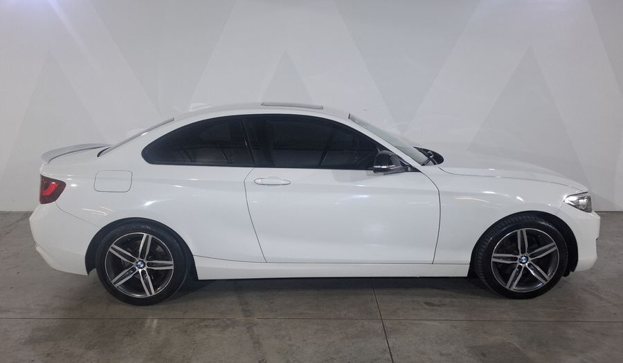 Bmw Serie 2 2.0 220IA SPORT LINE Coupe 2016