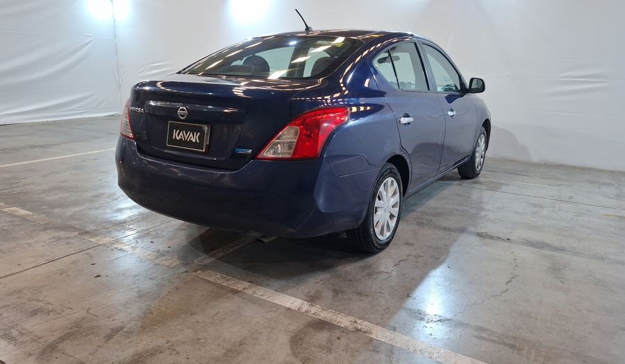 Nissan Versa 1.6 SENSE TA AC Sedan 2012
